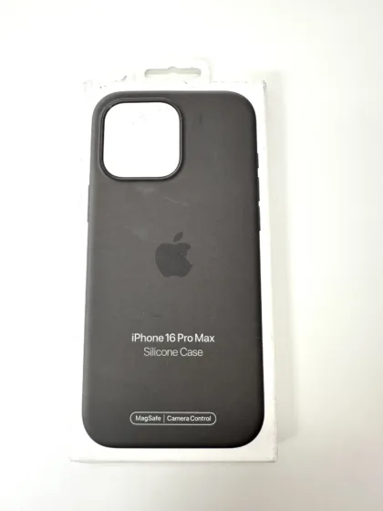 iPhone 16 Pro Max Silikon Case mit MagSafe